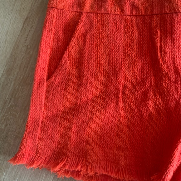 Trina Turk Orange Tweed Fringe Corbin Shorts w/pockets size 4 (great condition) - Picture 5 of 8